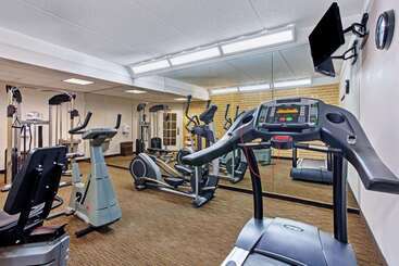 هتل La Quinta By Wyndham Winston Salem