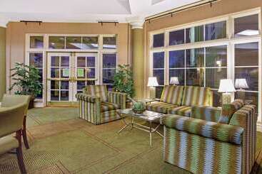 هتل La Quinta By Wyndham Winston Salem