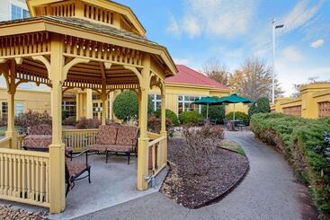 هتل La Quinta By Wyndham Winston Salem