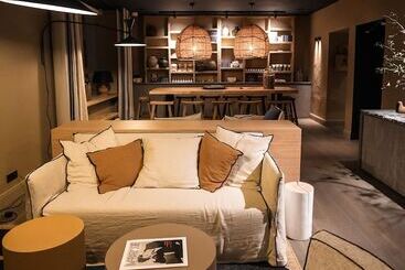 هتل Otonali Hôtel By Breizh Café