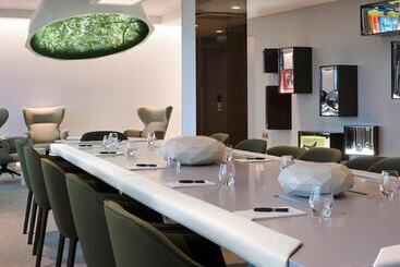 هتل Pullman London St Pancras