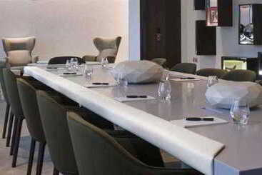 هتل Pullman London St Pancras