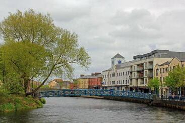 هتل Riverside