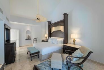 هتل Royal Hideaway Playacar All Inclusive Adults Only Resort