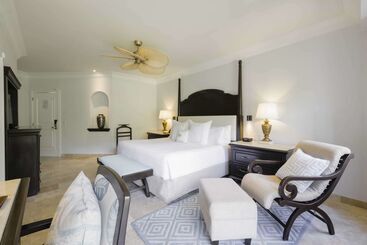 هتل Royal Hideaway Playacar All Inclusive Adults Only Resort