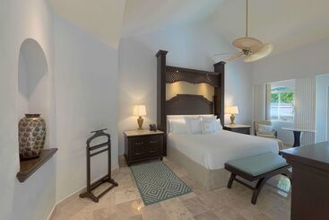 هتل Royal Hideaway Playacar All Inclusive Adults Only Resort