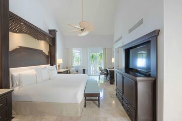 هتل Royal Hideaway Playacar All Inclusive Adults Only Resort