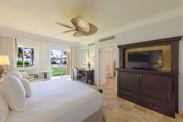 هتل Royal Hideaway Playacar All Inclusive Adults Only Resort