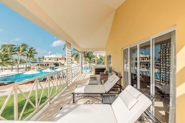 هتل Royal Hideaway Playacar All Inclusive Adults Only Resort