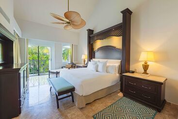 هتل Royal Hideaway Playacar All Inclusive Adults Only Resort