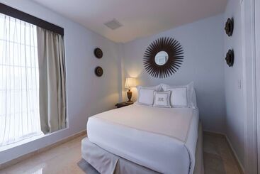 هتل Royal Hideaway Playacar All Inclusive Adults Only Resort