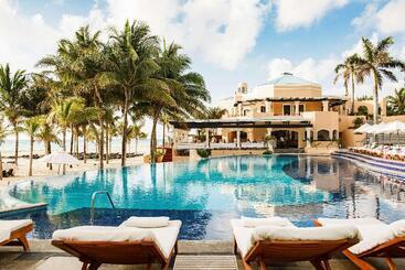 هتل Royal Hideaway Playacar All Inclusive Adults Only Resort