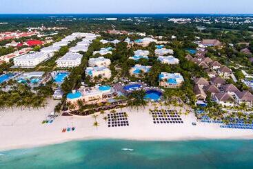 هتل Royal Hideaway Playacar All Inclusive Adults Only Resort