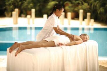 هتل Royal Hideaway Playacar All Inclusive Adults Only Resort