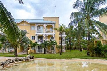 هتل Royal Hideaway Playacar All Inclusive Adults Only Resort