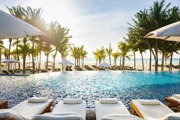 هتل Royal Hideaway Playacar All Inclusive Adults Only Resort