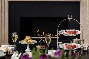 هتل The Biltmore Mayfair