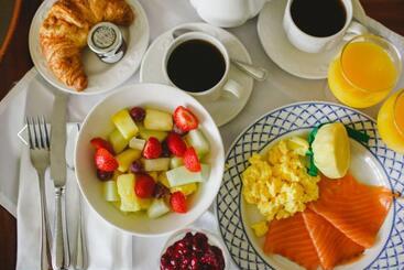 Отель The Bushmills Inn