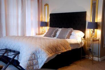 هتل The Metropole