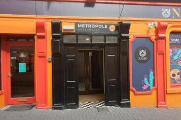 هتل The Metropole