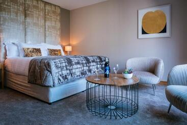 هتل Wineport Lodge