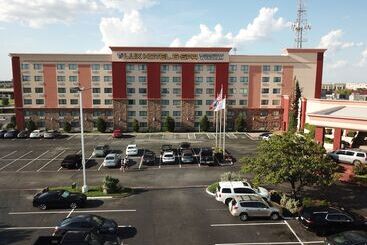 Lux Hotel & Spa, Trademark Collection By Wyndham