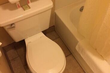 مُتل Super 8 By Wyndham Idaho Falls