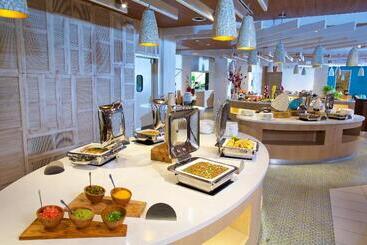 استراحتگاه Warwick Paradise Island Bahamas  All Inclusive  Adults Only