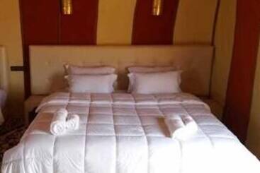 هتل Dunes Luxury Camp Erg Chebbi