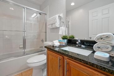 Regal Oaks Resort Vacation Townhomes By Idiliq Free Private Hot Tub!