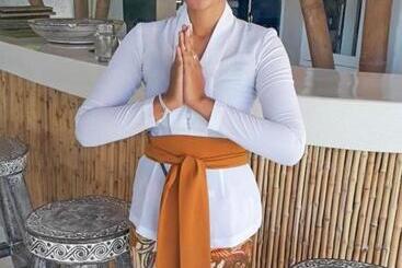 تختخواب و صبحانه Coco Verde Bali Resort