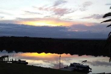 צימר Addo Riverside Villa