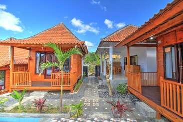 تختخواب و صبحانه Raja Bungalow By Wizzela
