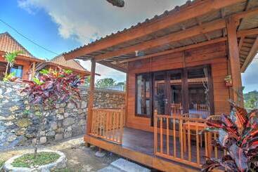 تختخواب و صبحانه Raja Bungalow By Wizzela