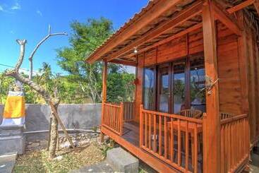 تختخواب و صبحانه Raja Bungalow By Wizzela