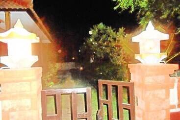 住宿加早餐  The Local Menjangan