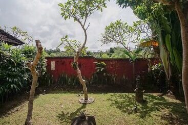 هتل Balam Bali Villa