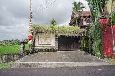 هتل Balam Bali Villa