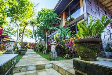 هتل Balam Bali Villa