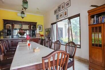 هتل Balam Bali Villa