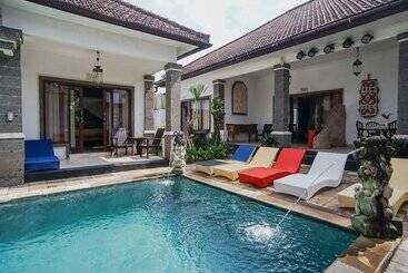 هتل Balam Bali Villa