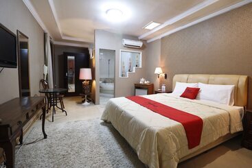 هتل Urbanview De Dharmawangsa Suite
