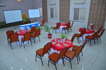 هتل Vishal Prakruthi Resorts