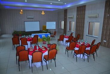 هتل Vishal Prakruthi Resorts