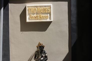 펜션 Two Made's Guest House