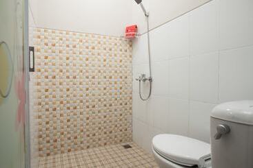 هتل Reddoorz Syariah Plus Near Banyuwangi Airport