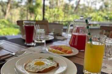 渡假胜地  Machaan Wilderness Lodge Nagarahole