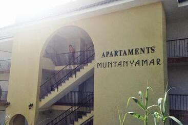 Apartamentos Ar Muntanya Mar
