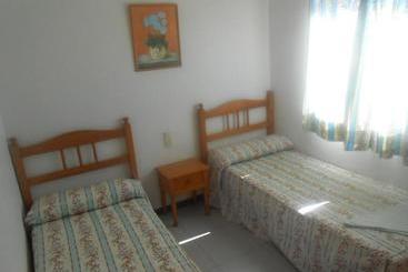 Tamaris Apartamentos  Playa De Xeraco  Solo Familias