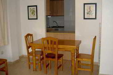 Estudios y Apartamentos Superáticos